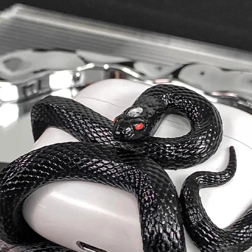 Snake Airpod Case