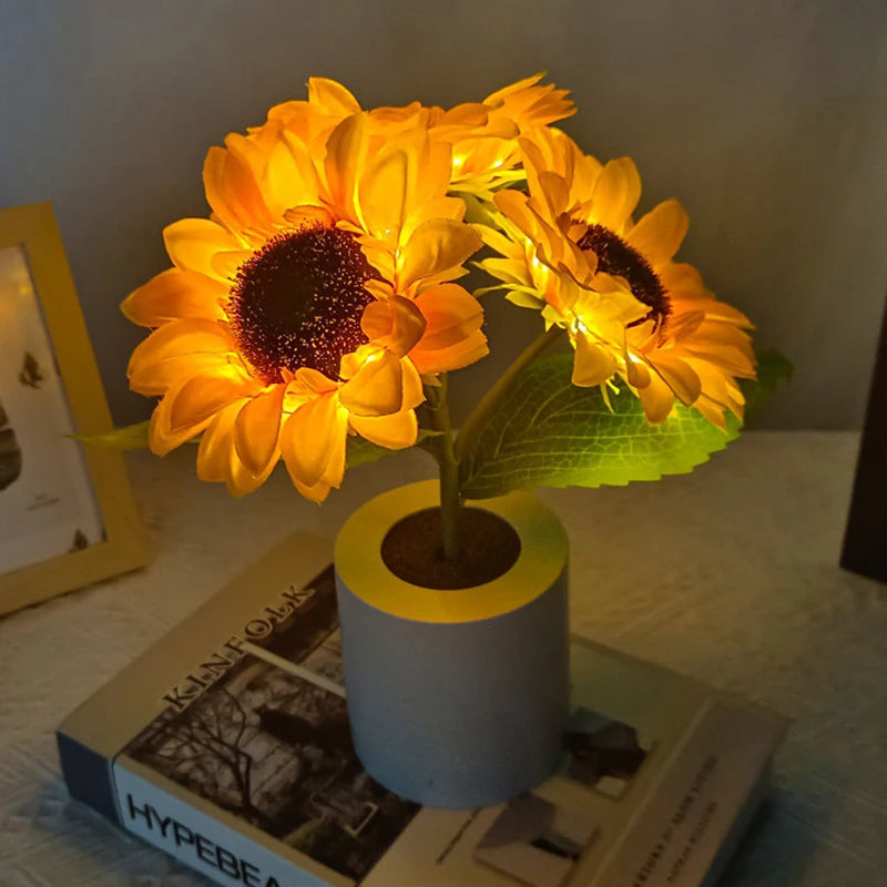 Monroe Sunflower Lamp™